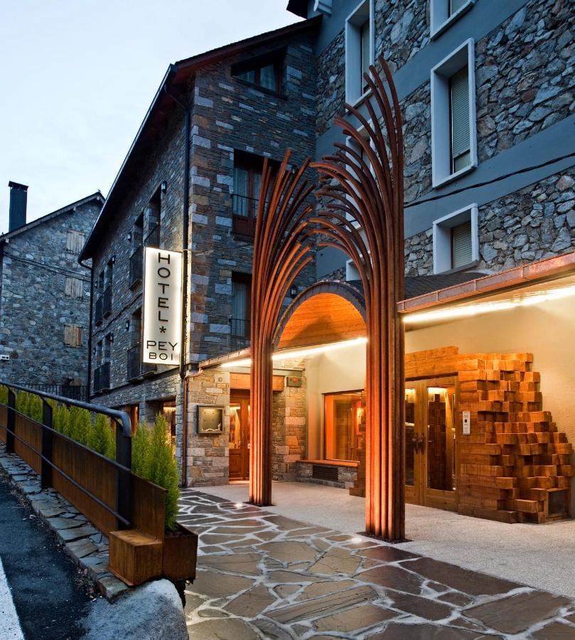 Pey Hotel *